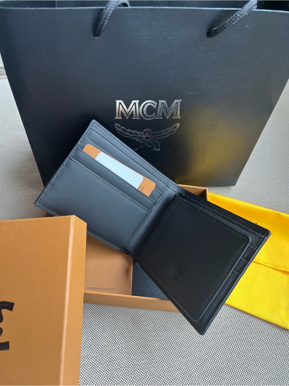 MCM Black Leather Bi-Fold wallet. 💯 authentic - Picture 2 of 10